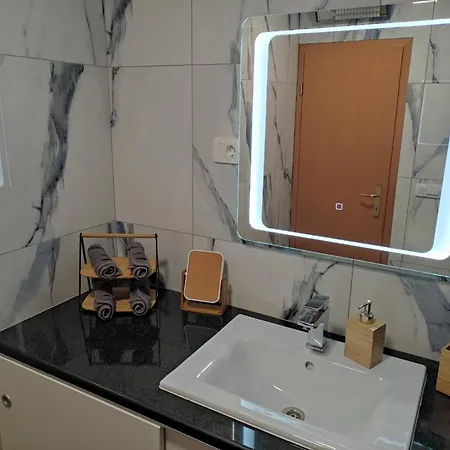 Apartment Gaia With Private Parking *